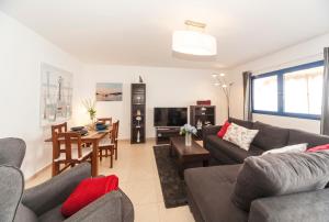 Posezení v ubytování Luxury Suite Sea Front III
