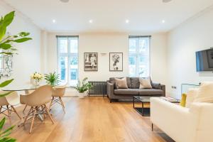 Gallery image of ARCORE Premium Rental Shaftesbury Avenue in London