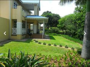 Puutarhaa majoituspaikan Caribbean Estates: Barbados No. 12 ulkopuolella