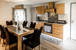 Köök või kööginurk majutusasutuses Ferienhaus Hirschnest