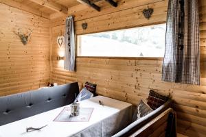 Część wypoczynkowa w obiekcie Ferienhaus Hirschnest