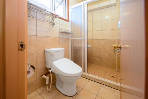 Koupelna v ubytování Li Jin Kuan Homestay + 14 fotografií