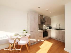 Leeds Urban Apartments - Victoria Riverside