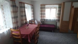 Ένα ή περισσότερα κρεβάτια σε δωμάτιο στο Ferienwohnung Karl