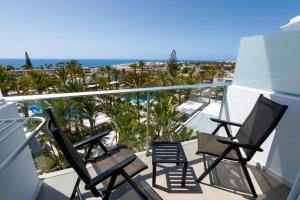 Balkón nebo terasa v ubytování Hotel Riu Palace Palmeras - All Inclusive