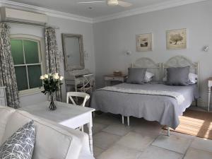 Gallery image of Constantia Valley Lodge in Cape Town