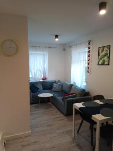 Posedenie v ubytovaní Apartament na Zakręcie