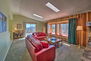 a living room with a couch and a table at Stateline Escape - 6 Mi to Heavenly and Lake Tahoe! in Stateline