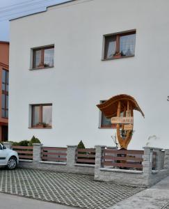 Hoone, kus the country house asub