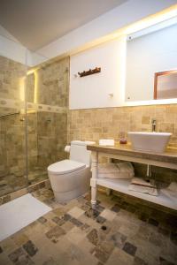 Phòng tắm tại Atoq San Blas Hotel