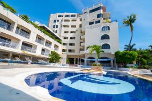 Bazén v ubytování Acamar Beach Resort nebo v jeho okolí