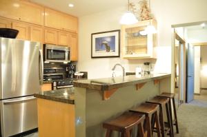 Gallery image of Juniper Springs Lodge # 203 in Mammoth Lakes