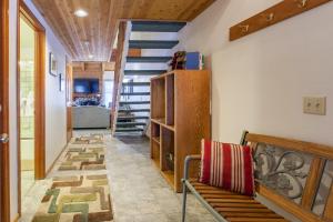 Gallery image of Val d'lsere # 21 in Mammoth Lakes
