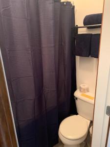 Зображення з фотогалереї помешкання Peaks Lodge у місті Ревелсток +88 фото