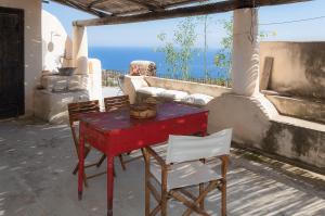 Fotografie z fotogalerie ubytování Casa Falco Della Regina v destinaci Filicudi