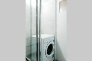 Foto Ateenas asuva majutusasutuse Newly Renovated Athenian Apt with Balcony galeriist