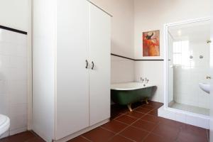 Gallery image of The Habit Guesthouse in Worcester