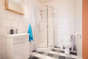 Koupelna v ubytování Moon Hostel Gdańsk + 37 fotografií