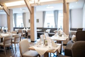 En restaurant eller et andet spisested på Hotel Wardenburger Hof