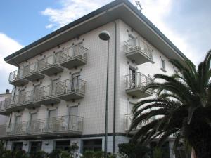 Gallery image of Hotel Smeraldo in Lido di Camaiore