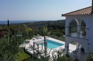 Foto dalla galleria di Variza Residence a Kypseli Altre 31 foto