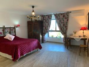 Postel nebo postele na pokoji v ubytování Chateau de la Saone