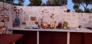 Trullo la perla di pietra italokat is kínál