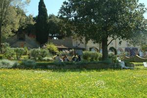 Vonkajšia záhrada v ubytovaní Villa Palagione Centro Interculturale