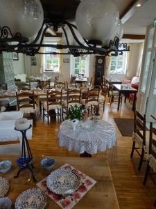 Restaurace v ubytování Stoevchen Café Hotel