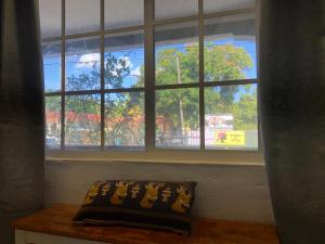 V - Private Room in the Heart of Calle Ocho (Ap 1)