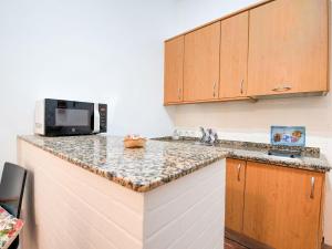 Simplistic Holiday Home in the heart of Sevilla (Spanje ...