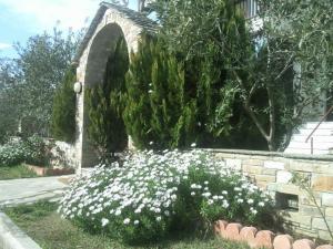 Foto da galeria de Hotel Ballas em Agria