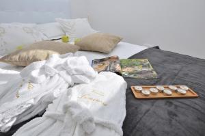Posteľ alebo postele v izbe v ubytovaní Luxury Villa Luminosa