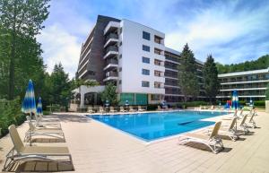 The swimming pool at or close to Flamingo Hotel 4*