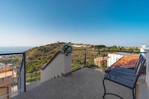 A balcony or terrace at San Martino Holiday Apartments