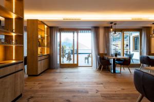 Kuchyň nebo kuchyňský kout v ubytování Hotel Brugger