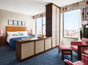 graduate hotel tucson parking