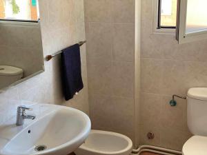 Zdjęcie z galerii obiektu Residencia 12 OCTUBRE w Madrycie