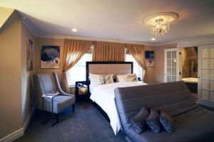 Ένα ή περισσότερα κρεβάτια σε δωμάτιο στο The Peacock Inn, Ascend Hotel Collection