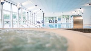 Бассейн в Fuglsangcentret Hotel или поблизости