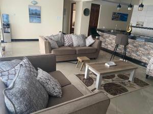Gallery image of EMIRATES REEF APARTMENT 8D in Mombasa