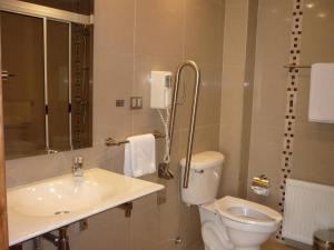 Koupelna v ubytování Hotel Ontiveros