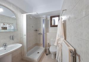 Bathroom sa Stone Suites by White Hills