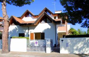 The building in which the holiday home is located