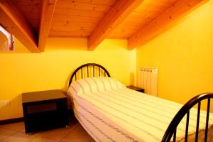 A bed or beds in a room at Villa Sole