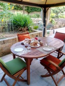 Patio nebo venkovní prostory v ubytování Bed and Breakfast Accerassole