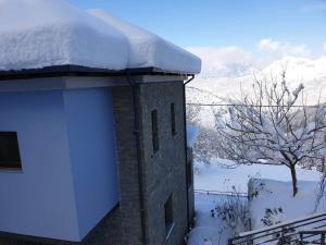 Pefkofyto Mountain Retreat during the winter