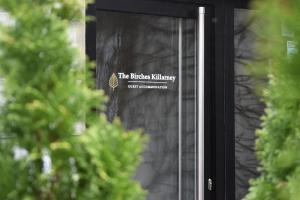 Сертифікат, нагорода, вивіска або інший документ, виставлений в The Birches Killarney