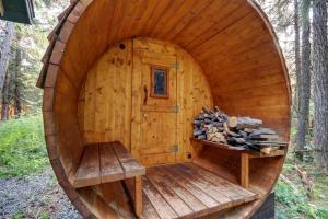 Fotografie z fotogalerie ubytování Hanging Glacier Chalet v destinaci Girdwood