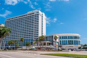 Gallery image of Girasole Rentals in Miami Beach